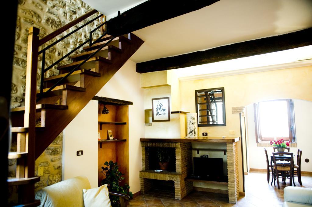 Bed And Breakfast Mblo Fondi Exteriér fotografie