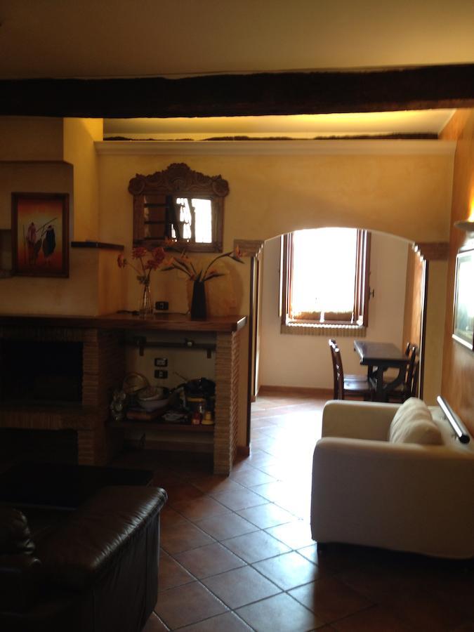 Bed And Breakfast Mblo Fondi Pokoj fotografie